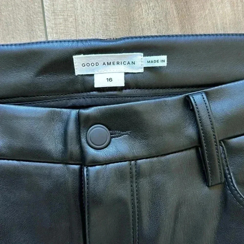 Good American Better Than Leather Pants Faux Leather Black Straight Leg Sz 16 - Picture 8 of 12